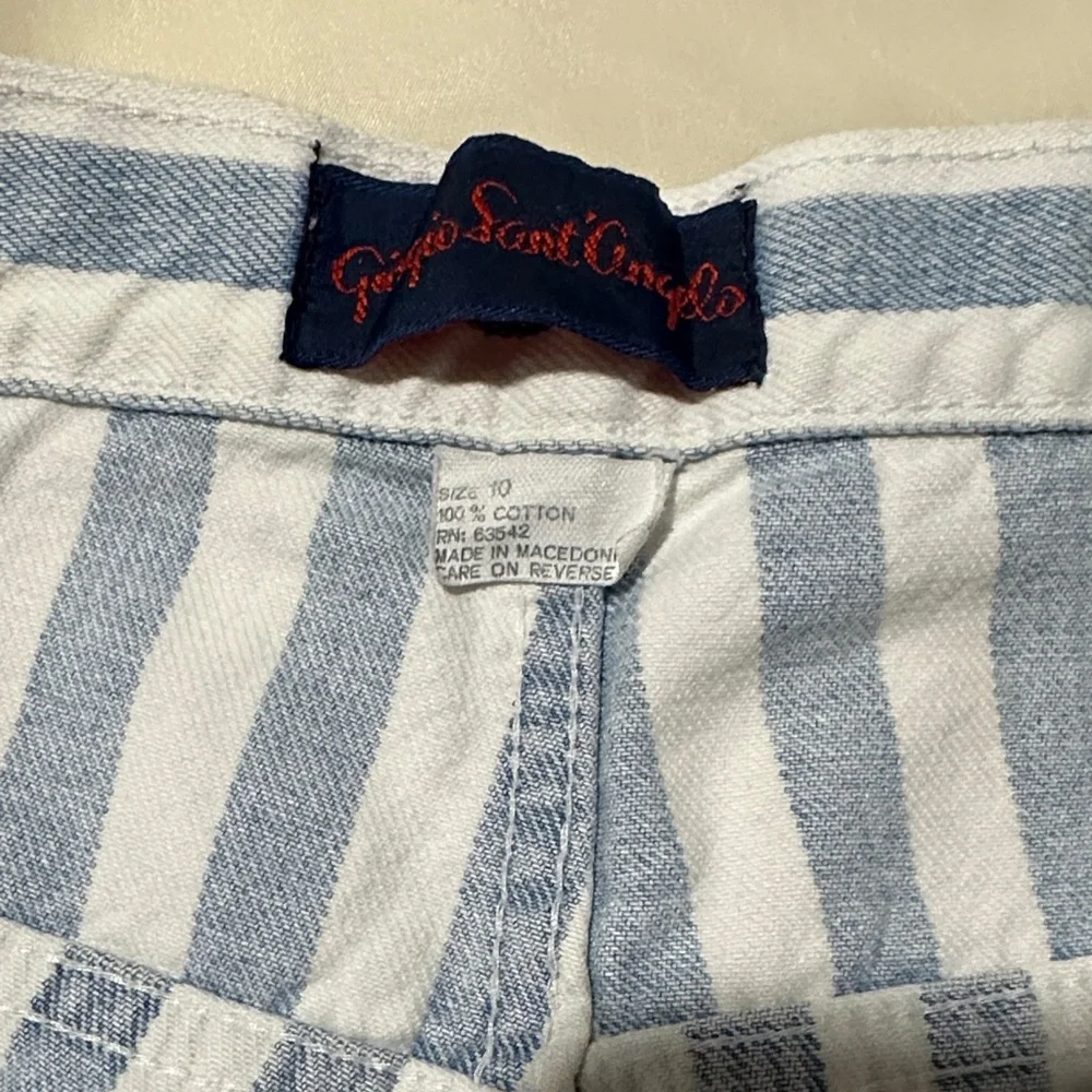 Chic Striped Jean Shorts in Blue and White